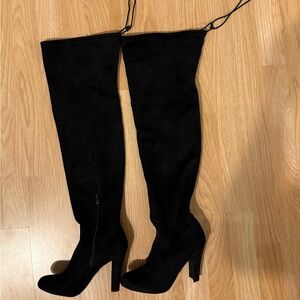 Elegant Black Over-the-Knee Boots